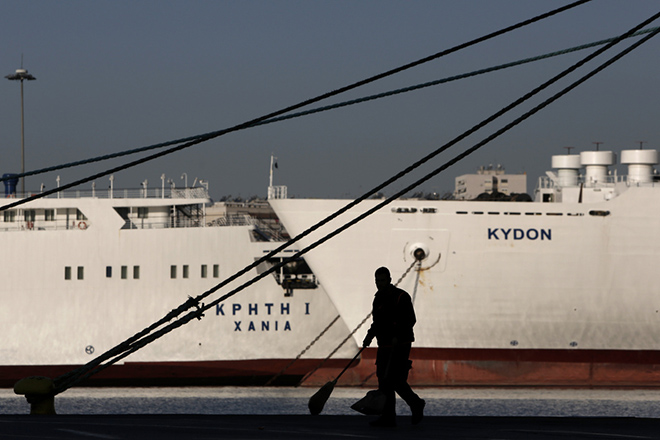 Παρέμβαση της Κομισιόν για τη φορολογία στην ελληνική ναυτιλία