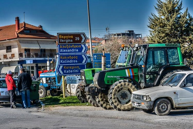 «Παραλύουν» οι Εθνικές Οδοί – Με κάθοδο στην Αθήνα απειλούν οι αγρότες