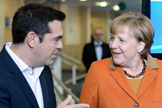 Γερμανικά ΜΜΕ: H Μέρκελ σαν άγγελος προστατεύει τον Τσίπρα