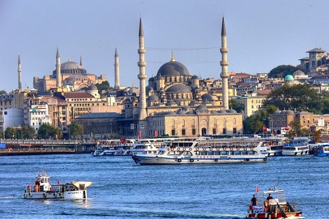 Γιατί οι τουρίστες γυρίζουν την πλάτη στην Τουρκία;