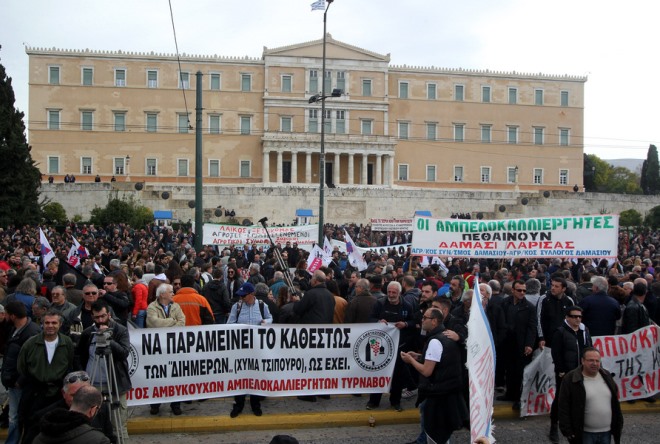 Στην πλατεία Συντάγματος οι αγρότες-Νέο συλλαλητήριο σήμερα