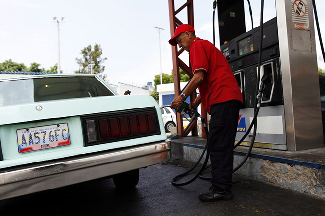 Η Βενεζουέλα αυξάνει τη βενζίνη κατά 6.200% – Αλλά και πάλι είναι η φτηνότερη στον κόσμο