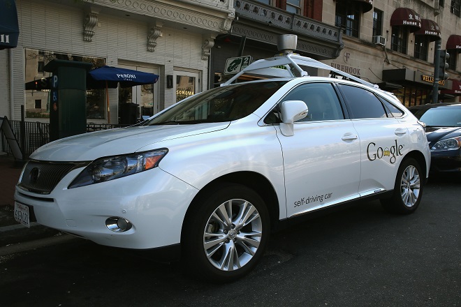 To πρώτο ατύχημα του αυτοκινήτου της Google χωρίς οδηγό