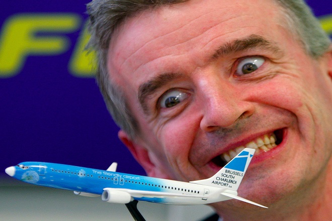H Ryanair «τρολάρει» τους Βρετανούς στο Twitter!