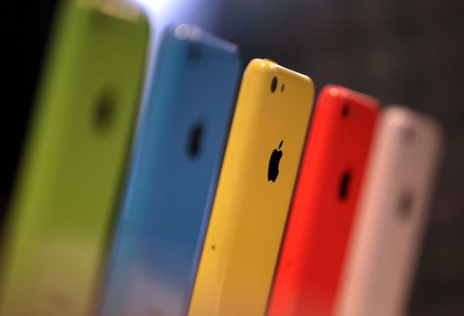 Μήπως πρέπει η Apple να σχεδιάσει εκ νέου το επόμενο iPhone;