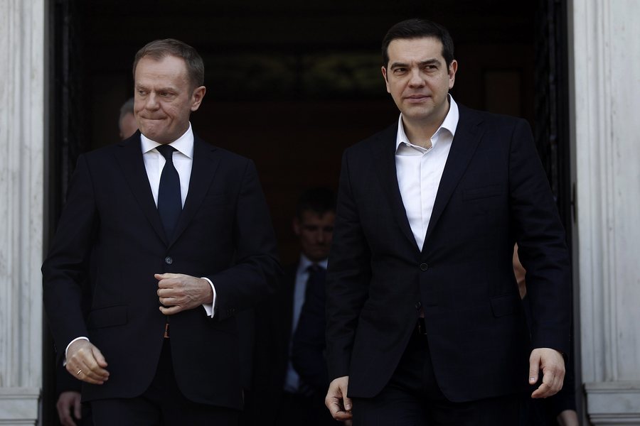 Ο Τουσκ παραπέμπει τον Τσίπρα στο Eurogroup