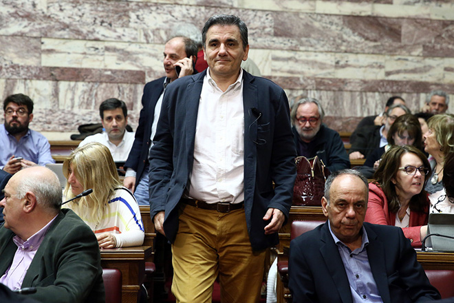 Κυβερνητικό «μασάζ» στους βουλευτές του ΣΥΡΙΖΑ για το πολυνομοσχέδιο
