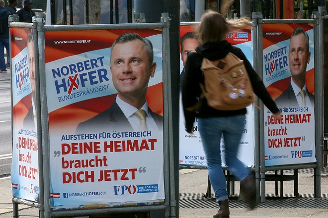 Σοκ από τις εκλογές στην Αυστρία: Οριακό προβάδισμα της Ακροδεξιάς