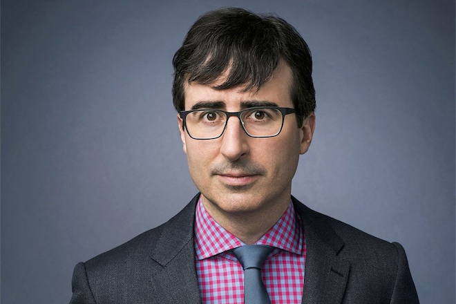 Ο John Oliver διέγραψε χρέος ύψους 15 εκατ. δολαρίων