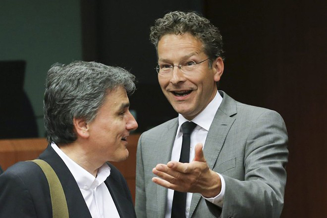 «Σερί» πολιτικών επαφών από Τσακαλώτο πριν το Eurogroup