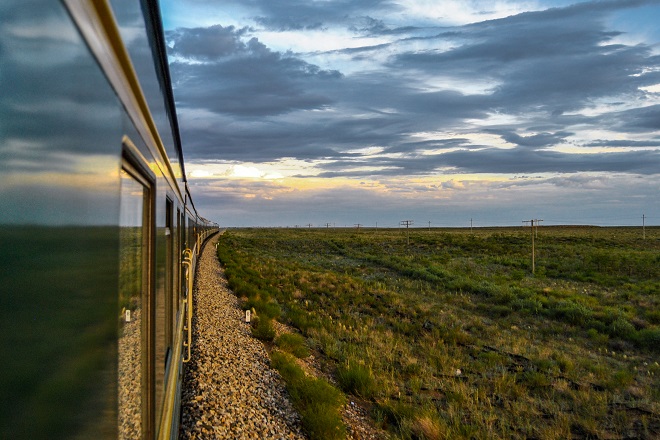 Οι καλύτερες διαδρομές στον κόσμο που μπορείτε να διασχίσετε με το τρένο