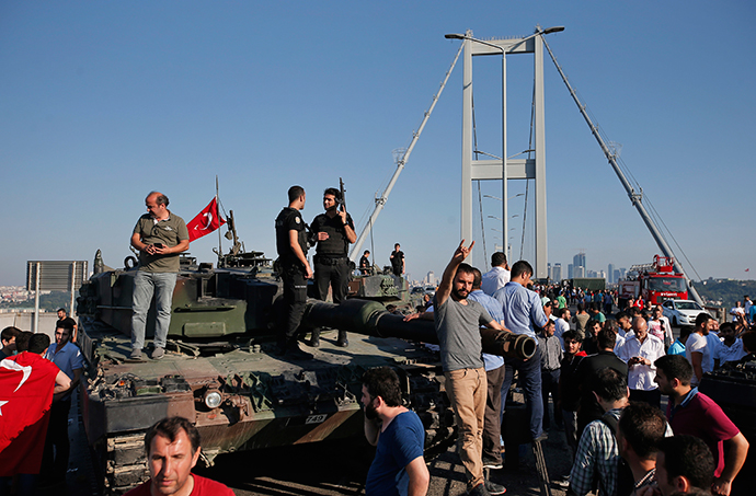 Liberation: Ποιοι έκαναν πραγματικά το πραξικόπημα στην Τουρκία