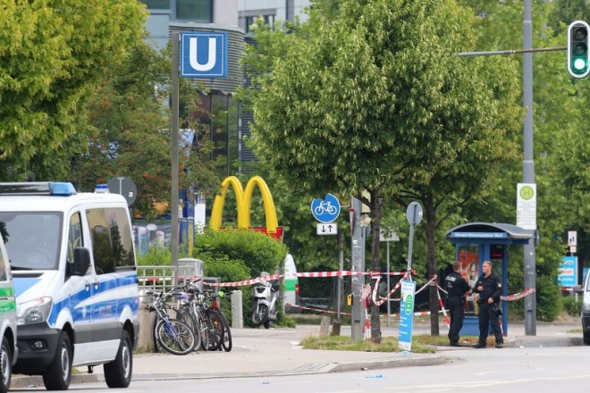 Δημοσίευμα – σοκ: Ο δράστης «παγίδεψε» θύματά του, τάζοντάς τους δωρεάν φαγητό στα McDonald’s
