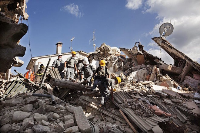 Ιταλία: Σβήνουν οι ελπίδες για τον εντοπισμό επιζώντων
