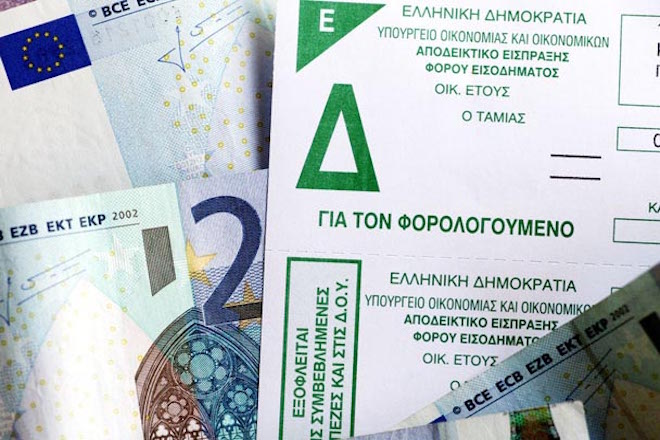 Στο «κόκκινο» οι ληξιπρόθεσμες οφειλές προς το Δημόσιο – Ένα στα τέσσερα ευρώ δεν πληρώθηκε στην εφορία