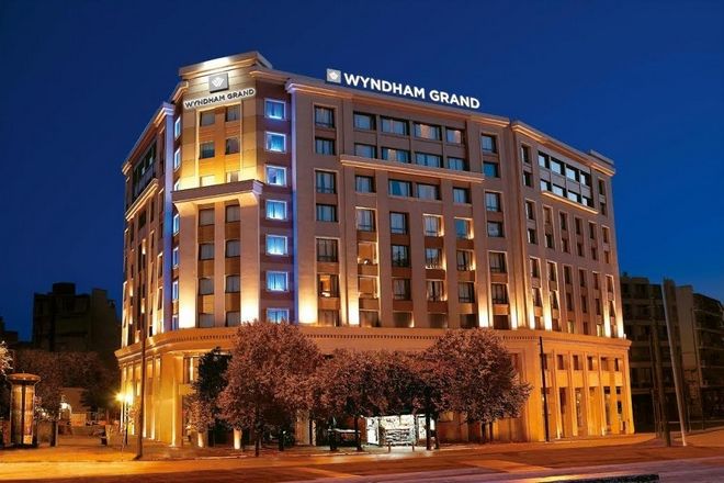 Wyndham: Η αλυσίδα με τα 8.000 ξενοδοχεία τώρα και στην Ελλάδα