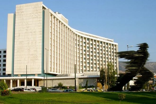 Έκλεισε το deal για την πώληση του Hilton