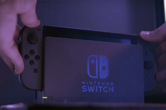Nintendo Switch: Η νέα παιχνιδομηχανή που πάει παντού (βίντεο)