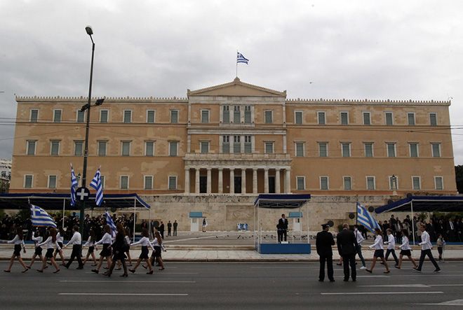 Τα μηνύματα των κομμάτων για την επέτειο της 28ης Οκτωβρίου