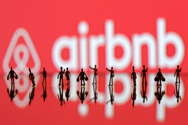 DW: Επαγγελματίες οι εκμισθωτές στο Airbnb;