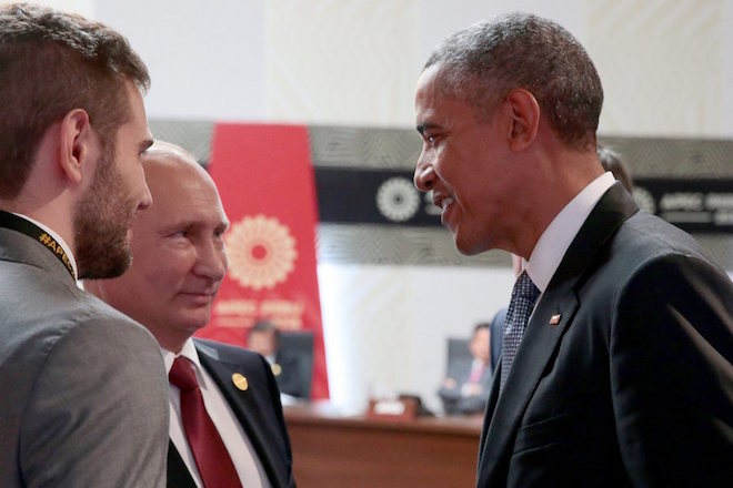 Νέα «έκρηξη φιλίας» από Πούτιν προς Τραμπ αλλά και… Ομπάμα