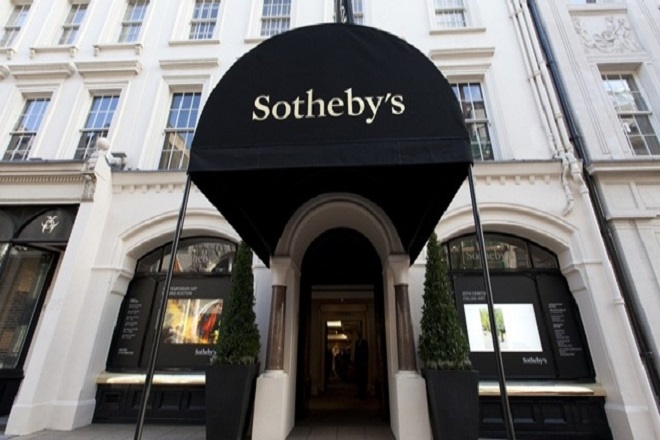 Σε μπελάδες ο οίκος Sotheby’s για έναν πίνακα του Λεονάρντο Ντα Βίντσι