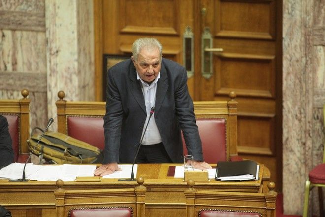 Φλαμπουράρης: Δεν πήραμε άδεια από τους δανειστές, γιατί δε χρειαζόταν