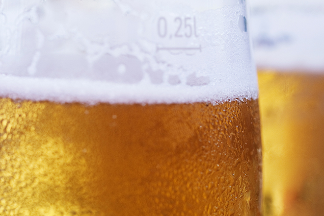 Ελληνικές ή ξένες μπύρες πίνουν οι περισσότεροι Έλληνες;