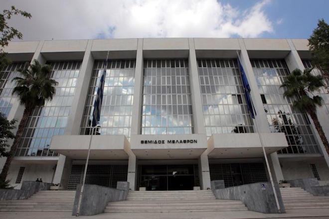 Στη Δικαιοσύνη επέστρεψε από τη Βουλή η δικογραφία για την υπόθεση Novartis