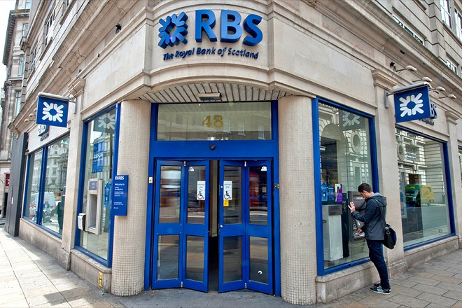 Βρετανία: Η Royal Bank of Scotland τα «μαζεύει» και φεύγει
