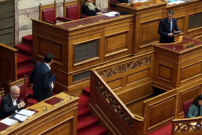 Άγρια κόντρα ΝΔ-ΣΥΡΙΖΑ για το Μητρώο Πολιτικών Στελεχών