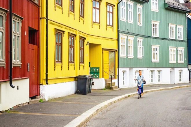 Η Νορβηγία χαρίζει 1.200 δολάρια στους κατοίκους της
