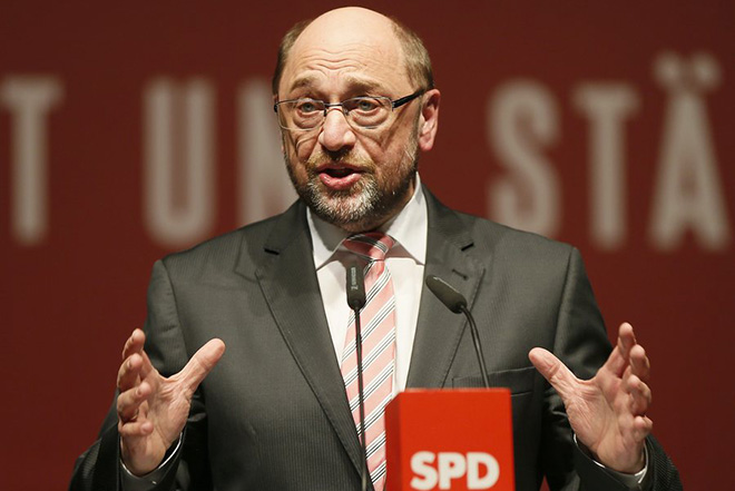 Με το 100% των ψήφων και τυπικά επικεφαλής του SPD o Σουλτς