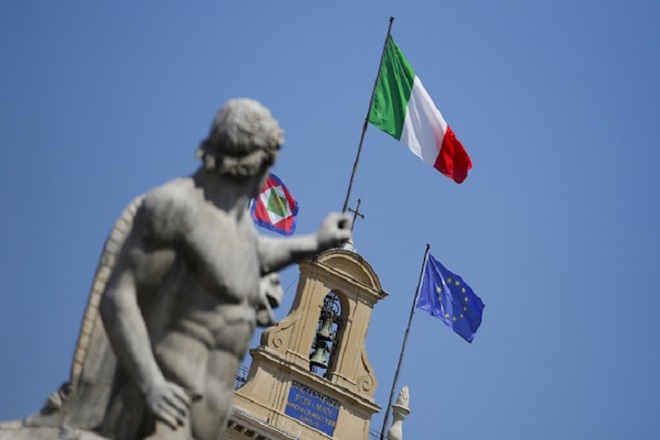 Δακτυλικά αποτυπώματα θα «χτυπούν» οι Ιταλοί δημόσιοι υπάλληλοι αντί κάρτας