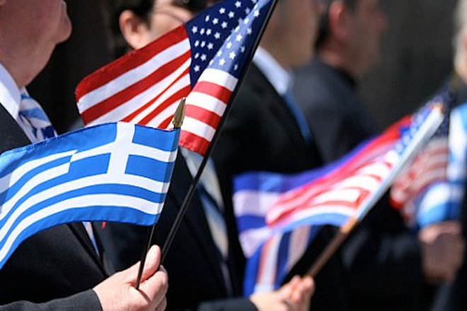 Handelsblatt: Τη στρατιωτική παρουσία τους στην Ελλάδα ενισχύουν οι ΗΠΑ