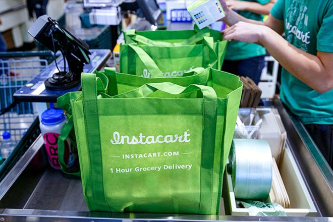 Instacart και Uber συνεργάζονται για το delivery τροφίμων – Στο «στόχαστρο» η DoorDash