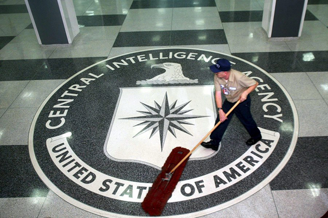 Πώς η υπόθεση CIA – Wikileaks μπορεί να εξελιχθεί σε σύγκρουση Ουάσινγκτον και Σίλικον Βάλεϊ