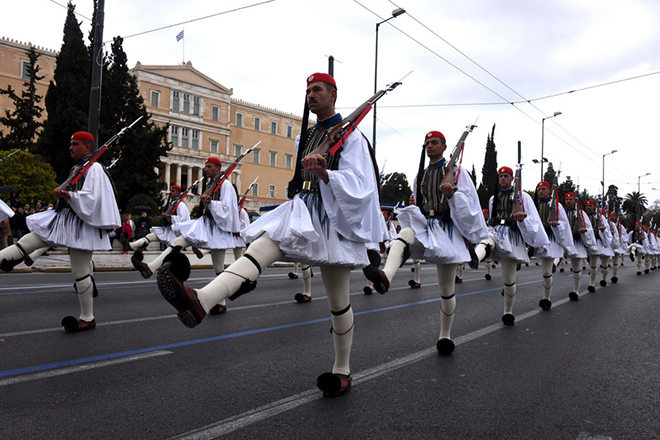 Σε ισχύ αυστηρά μέτρα ασφαλείας και κυκλοφοριακές ρυθμίσεις για τις παρελάσεις της 25ης Μαρτίου