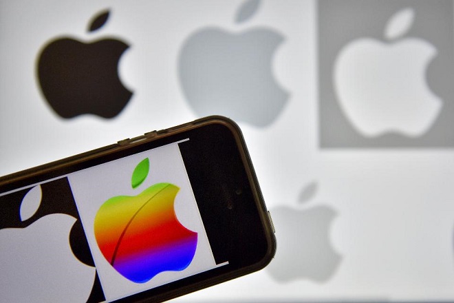 Η Apple υπόσχεται να αλλάξει το iPhone