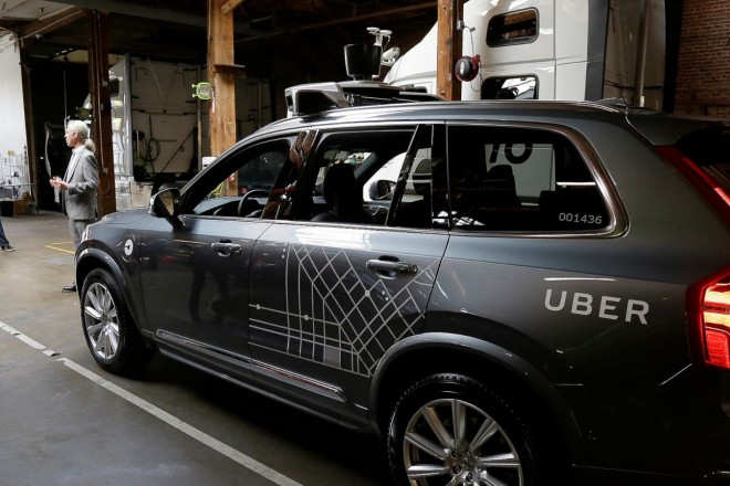 Uber: Γιατί αναγκάστηκε να αποσύρει τα αυτό-οδηγούμενα αυτοκίνητά