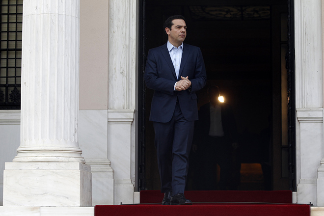 Μαξίμου: Ψυχραιμία και αισιοδοξία, παρά την εμπλοκή