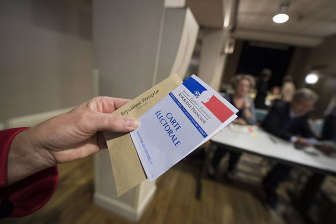O Γάλλος δήμαρχος που θέλει να παραιτηθεί γιατί οι δημότες του ψήφισαν Λεπέν