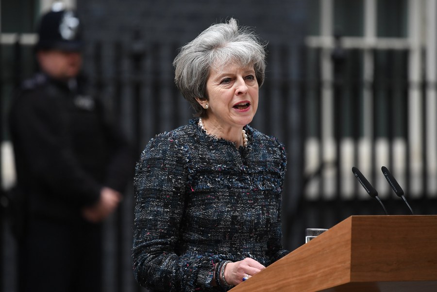 Καταγγελία της Βρετανίδας πρωθυπουργού: Οι Ευρωπαίοι θέλουν να επηρεάσουν τις εκλογές