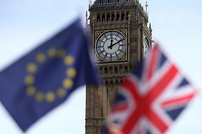 Στα 100 δισ. ευρώ ο «λογαριασμός» του Brexit από την ΕΕ