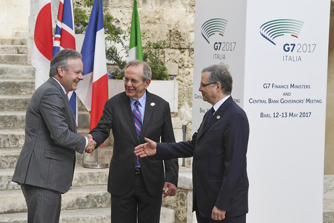 Οι G7 στέλνουν μήνυμα για λύση του ελληνικού ζητήματος μαζί με το χρέος