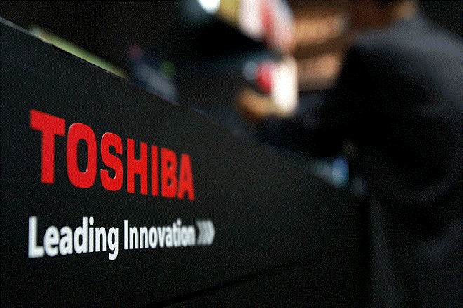 «Βουτιά» στο κενό έκαναν τα κέρδη της Toshiba το 2016