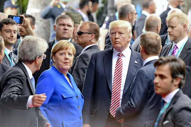 «Χαμένα στη μετάφραση» τα σχόλια Τραμπ για την «κακή» Γερμανία