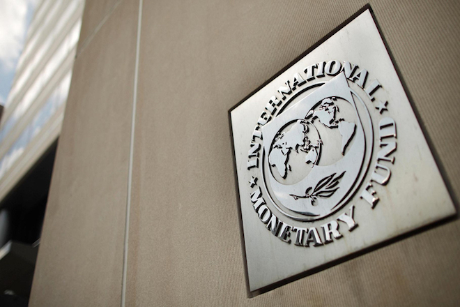 Το ΔΝΤ επιμένει για μείωση συντάξεων και αφορολογήτου