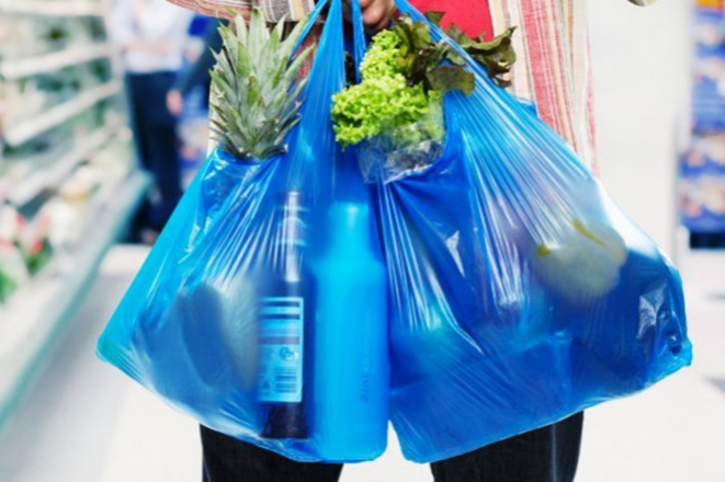 Συμμαχία των σούπερ μάρκετ κατά της πλαστικής σακούλας