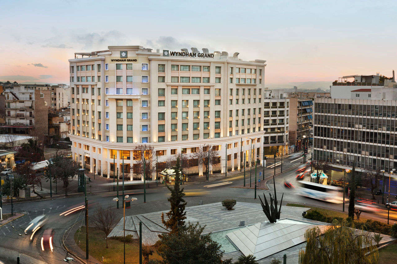 Ένα ξενοδοχείο – «κόσμημα» στο κέντρο της Αθήνας
